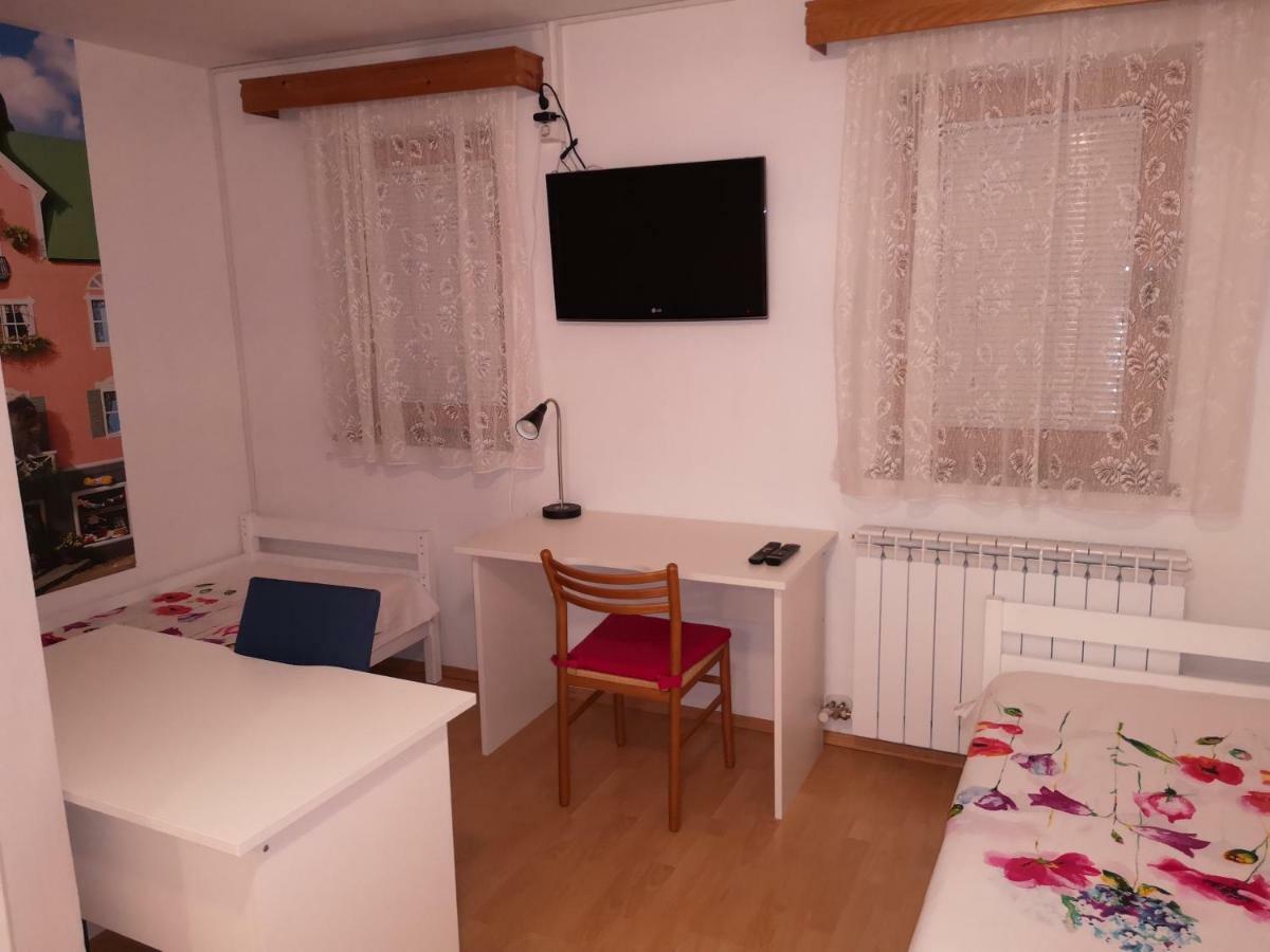 Studio Bubi Копер Екстериор снимка